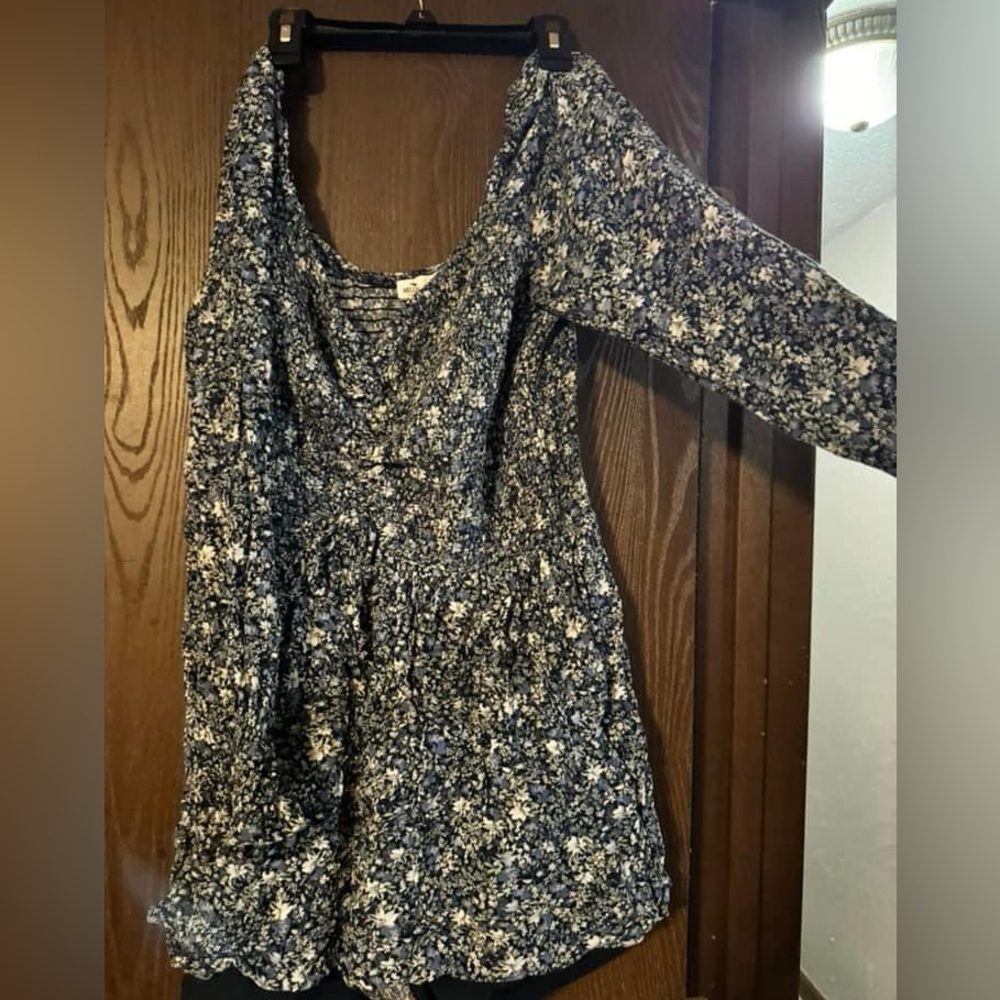 Hollister Romper